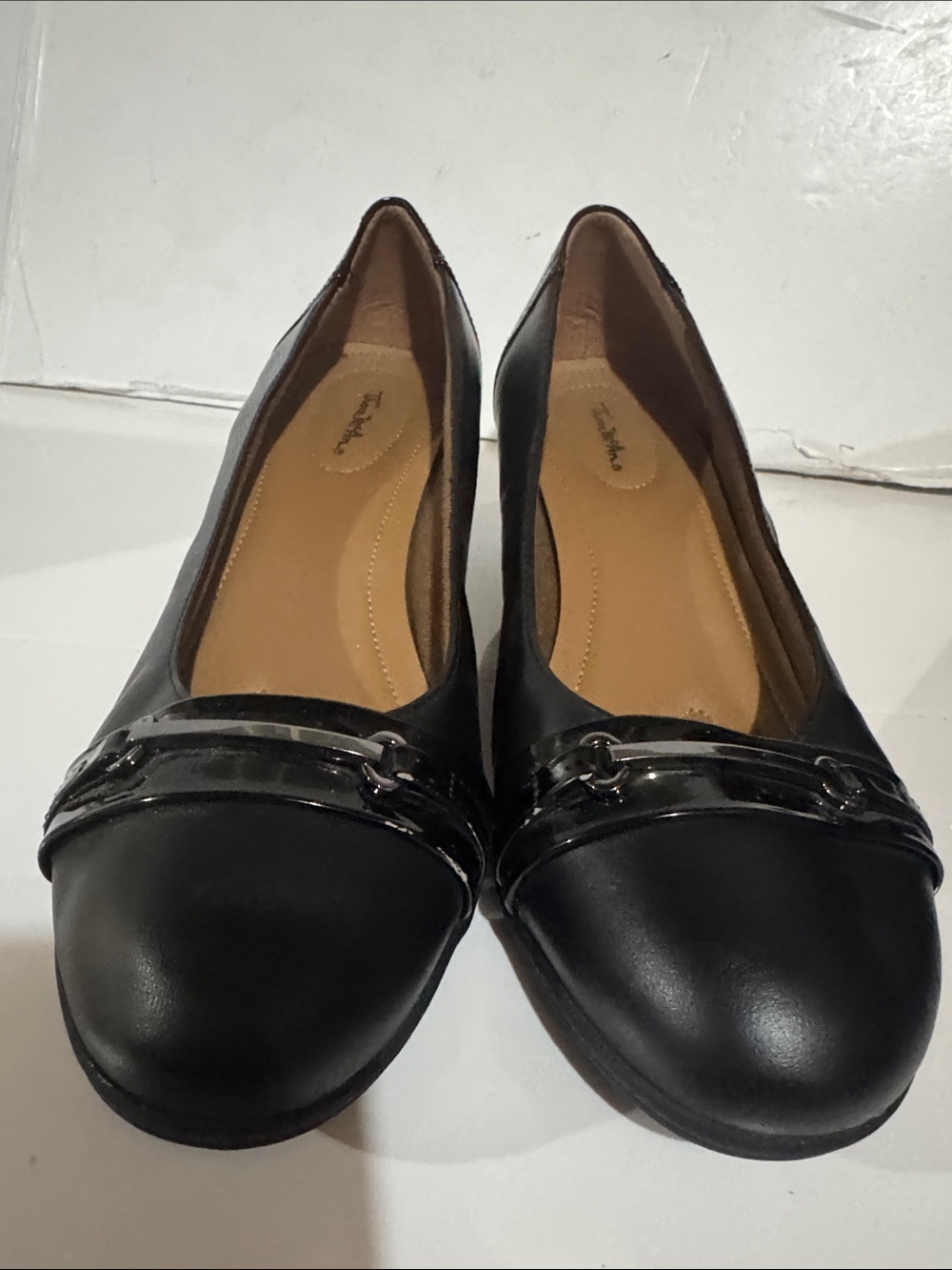 Thom McAn Black Whitley Leather Upper Slip-On Shoe Size 8.5